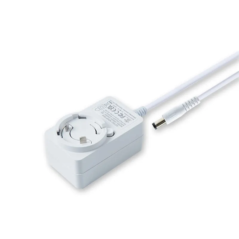 Adaptateur secteur à prise interchangeable 12 V 2 A