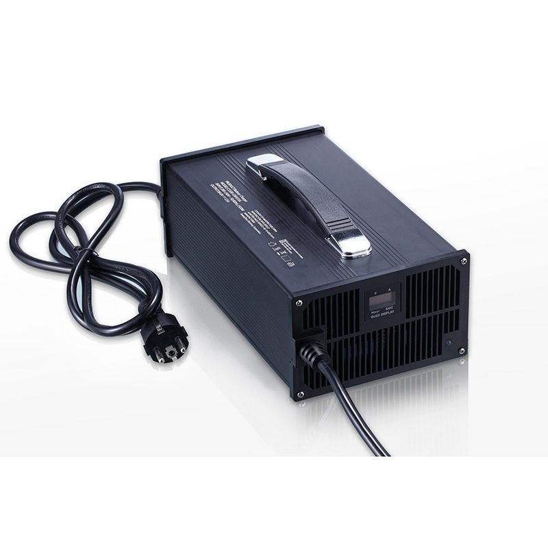 Chargeur de batterie 1500W