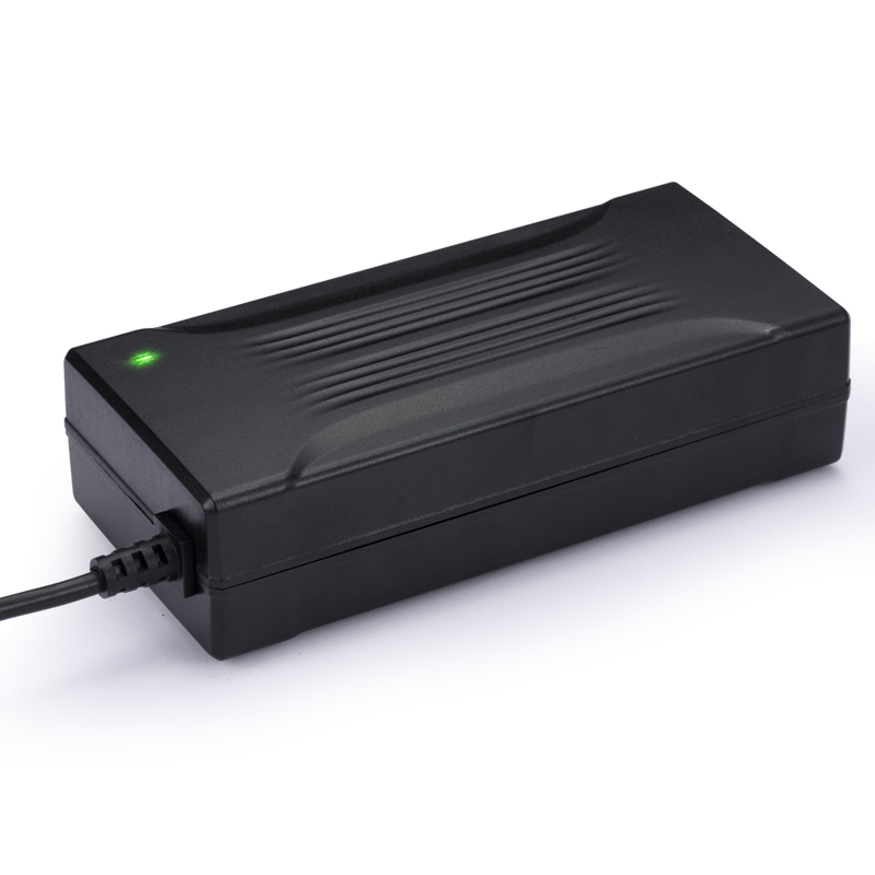 Chargeur de batterie 150 W