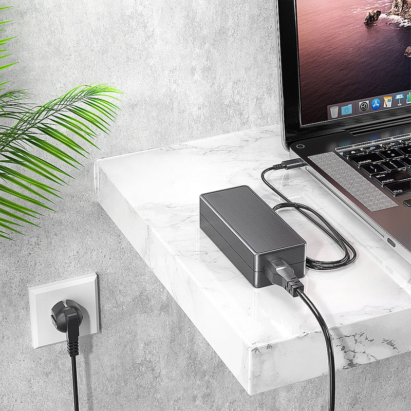 Adaptateur secteur