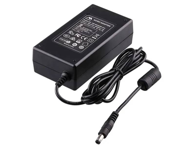 Adaptateur secteur universel CA/CC