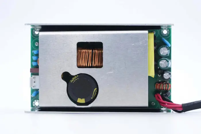 Notre nouveau produit : alimentation GaN 300 W